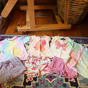 Carter’s Children’s Place 4 Girls' Short Set Butterfly & Dino Prints bundle
